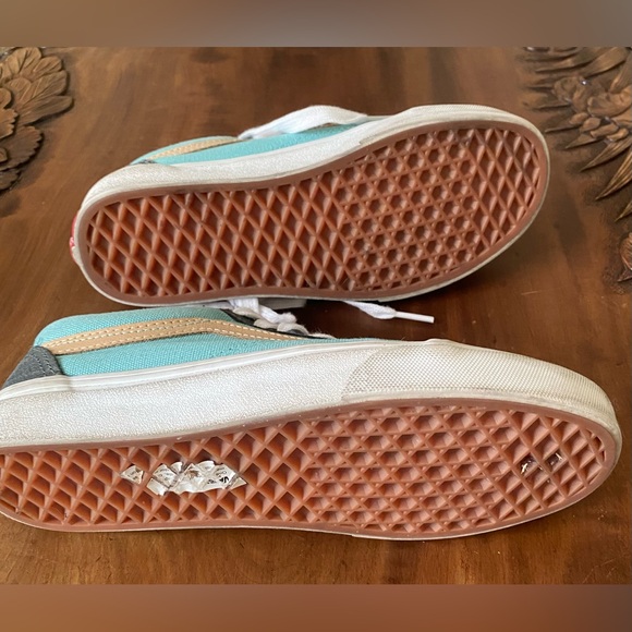 Kids Vans sneakers Size 4.5 Men’s 6 Women’s fun design - Picture 6 of 7